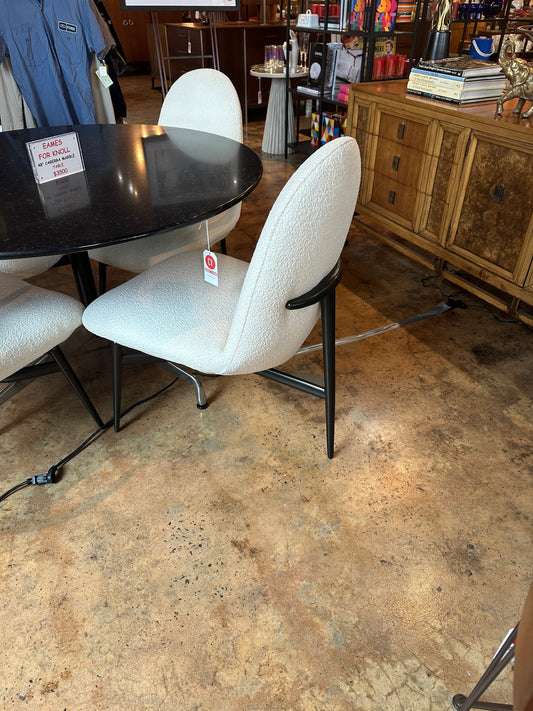 Waiting Room Office Furniture: Enhance Comfort & Style