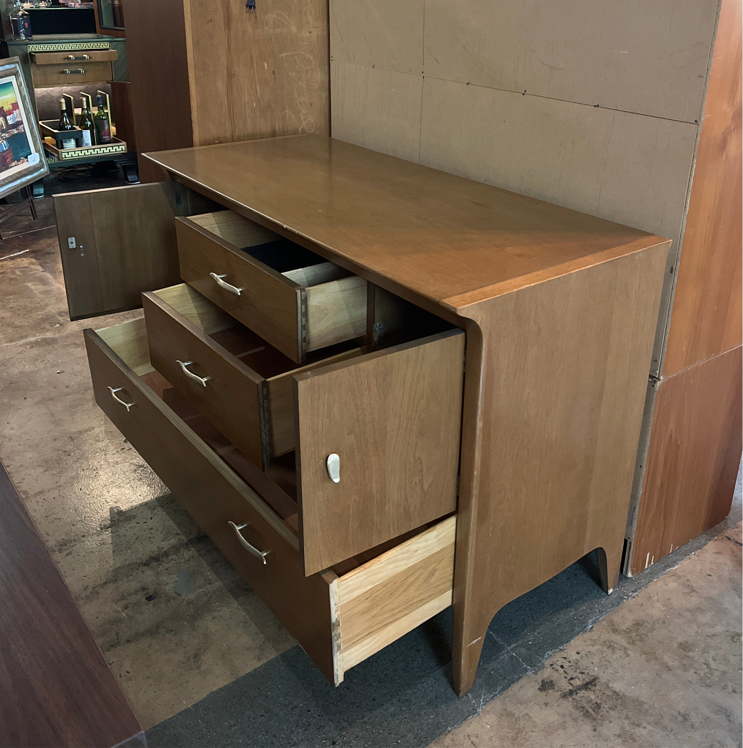 MCM DREXEL PROFILE CREDENZA