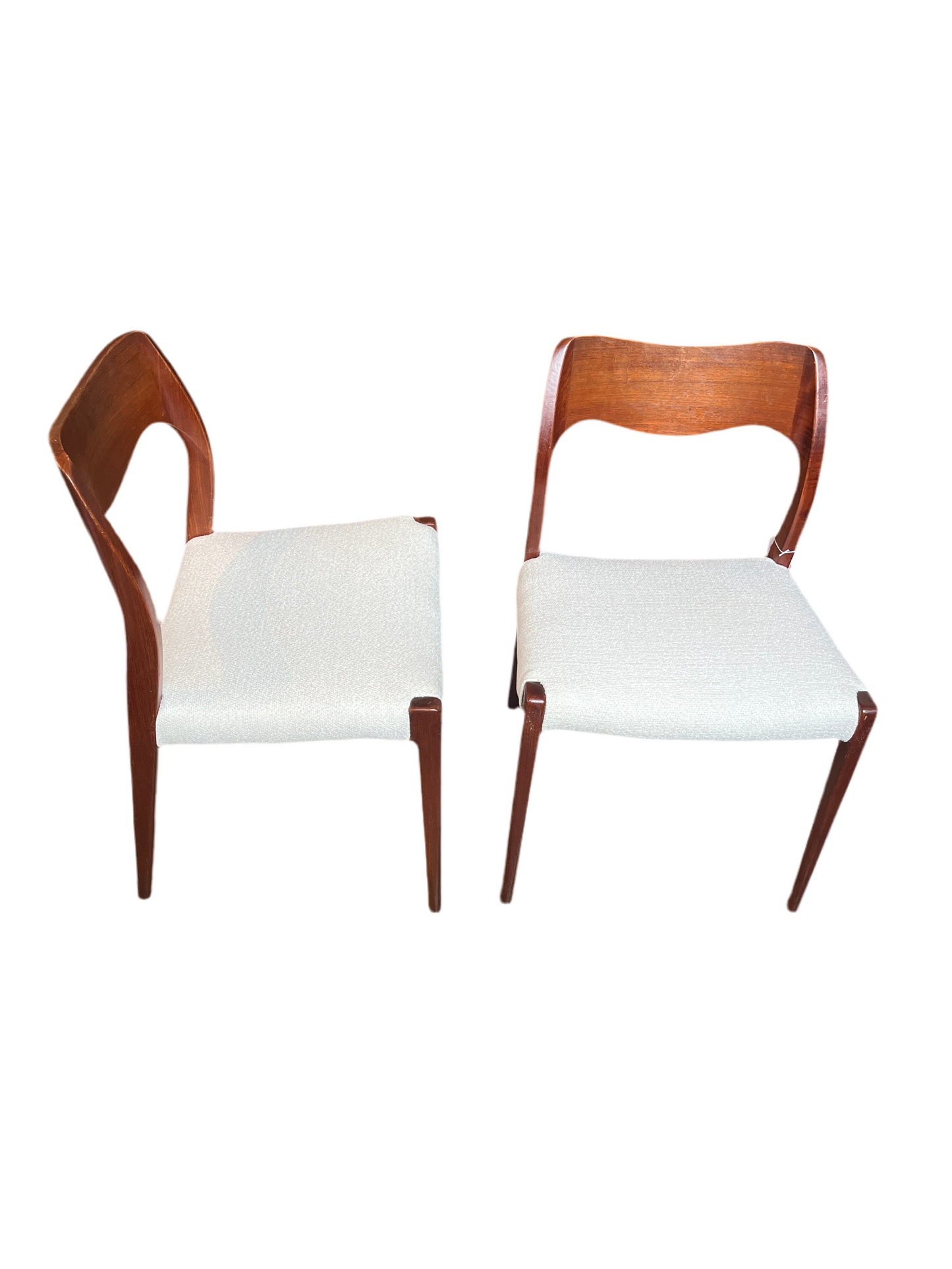 PR NIELS O. MOLLER DINING CHAIRS