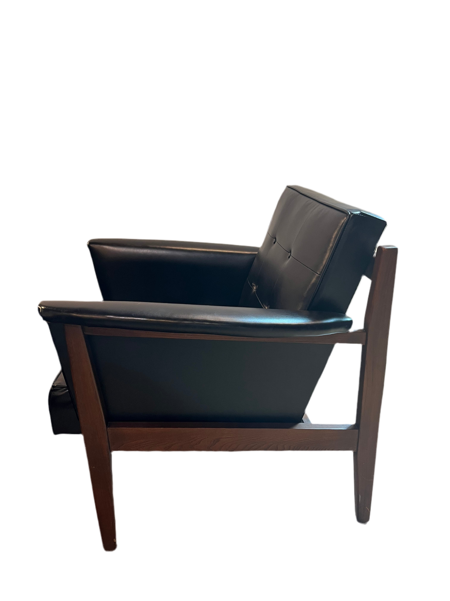 1966 PAOLI CHAIR