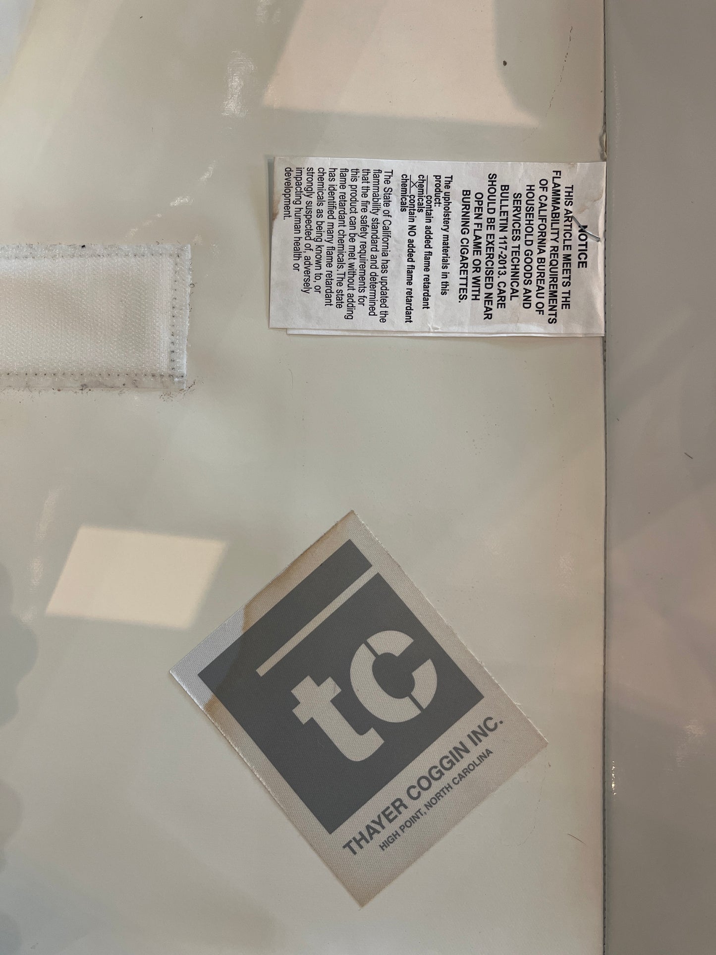 HOT ROGER CHAIR/THAYER COGGIN