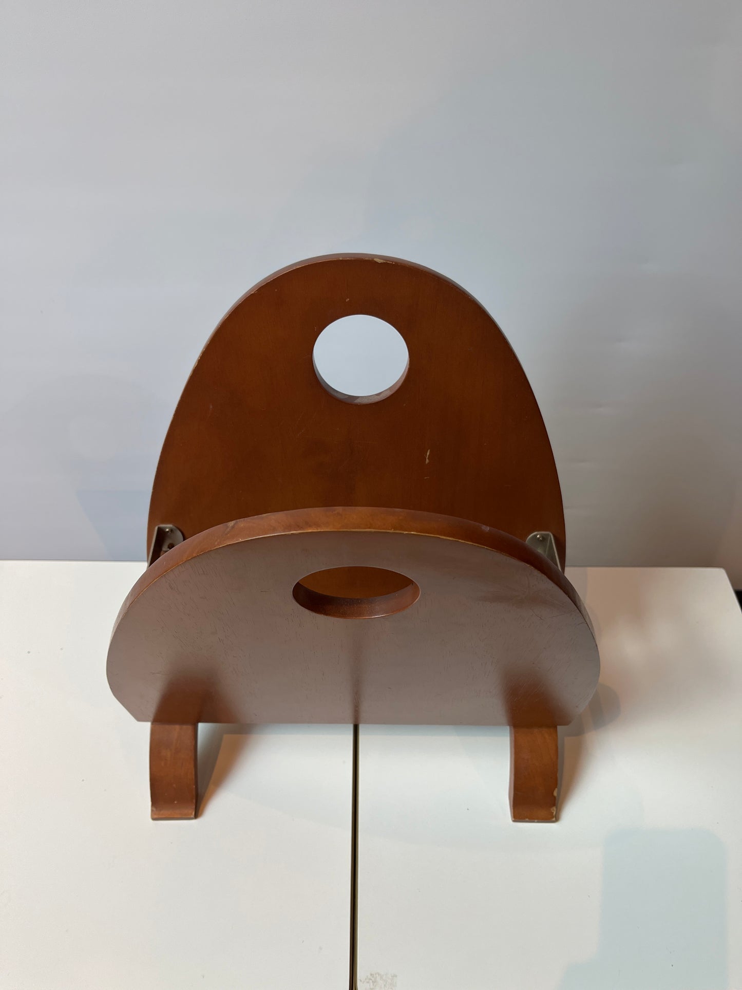 POST MODERN MAGAZINE RACK