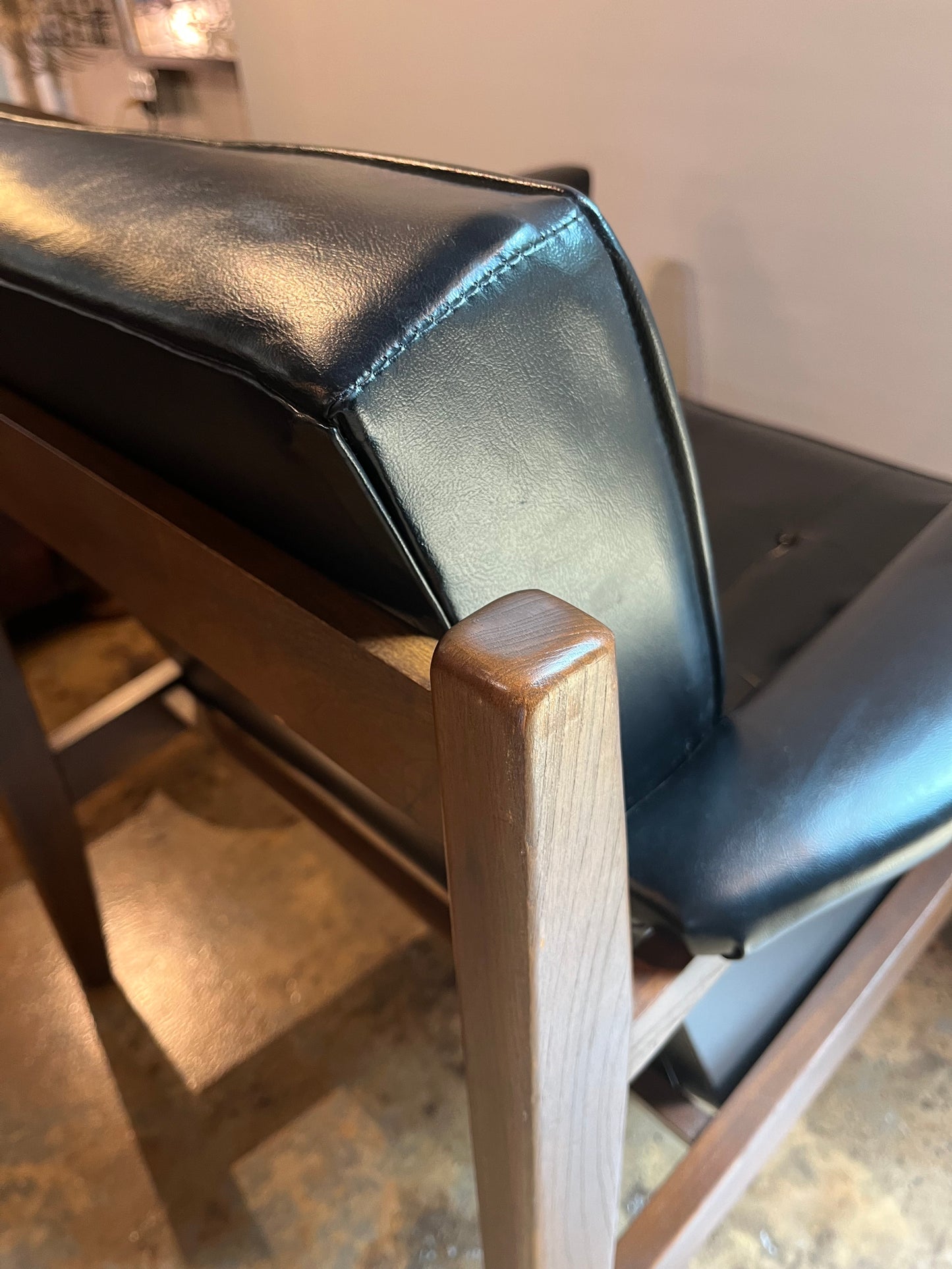 1966 PAOLI CHAIR