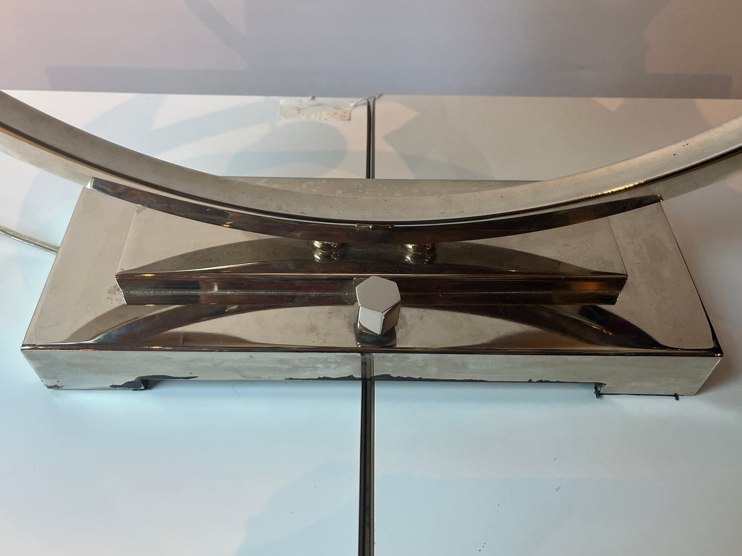 CIRCULAR LAMP WITH CUSTOM S SHADE