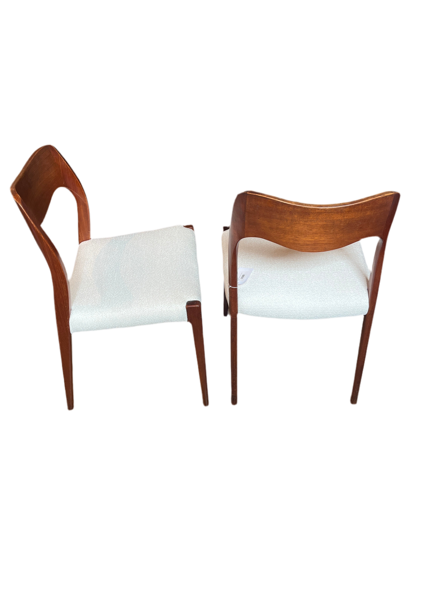 PR NIELS O. MOLLER DINING CHAIRS