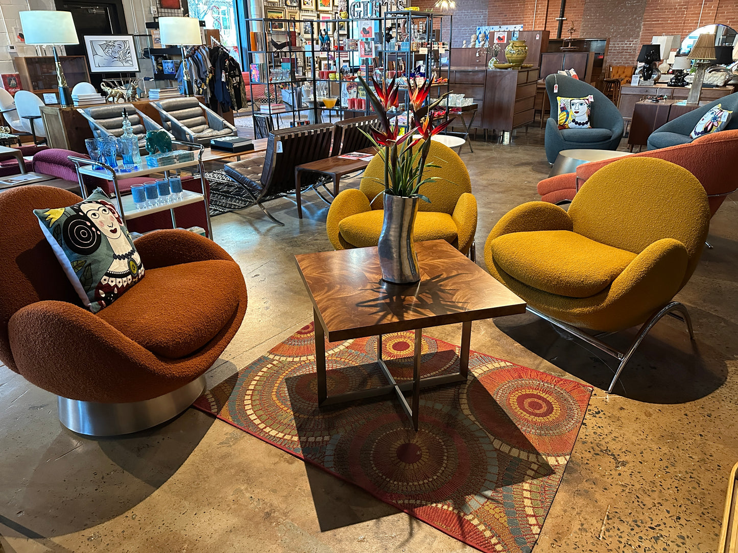 MONA SMILE CHAIRS (PAIR)