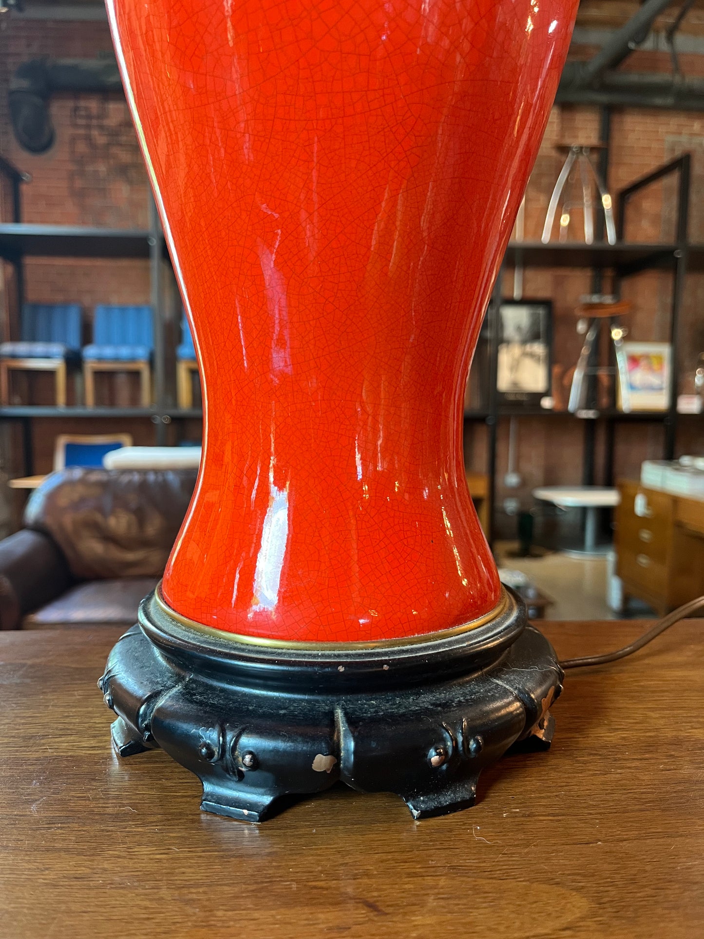 VINTAGE MCM LAMP