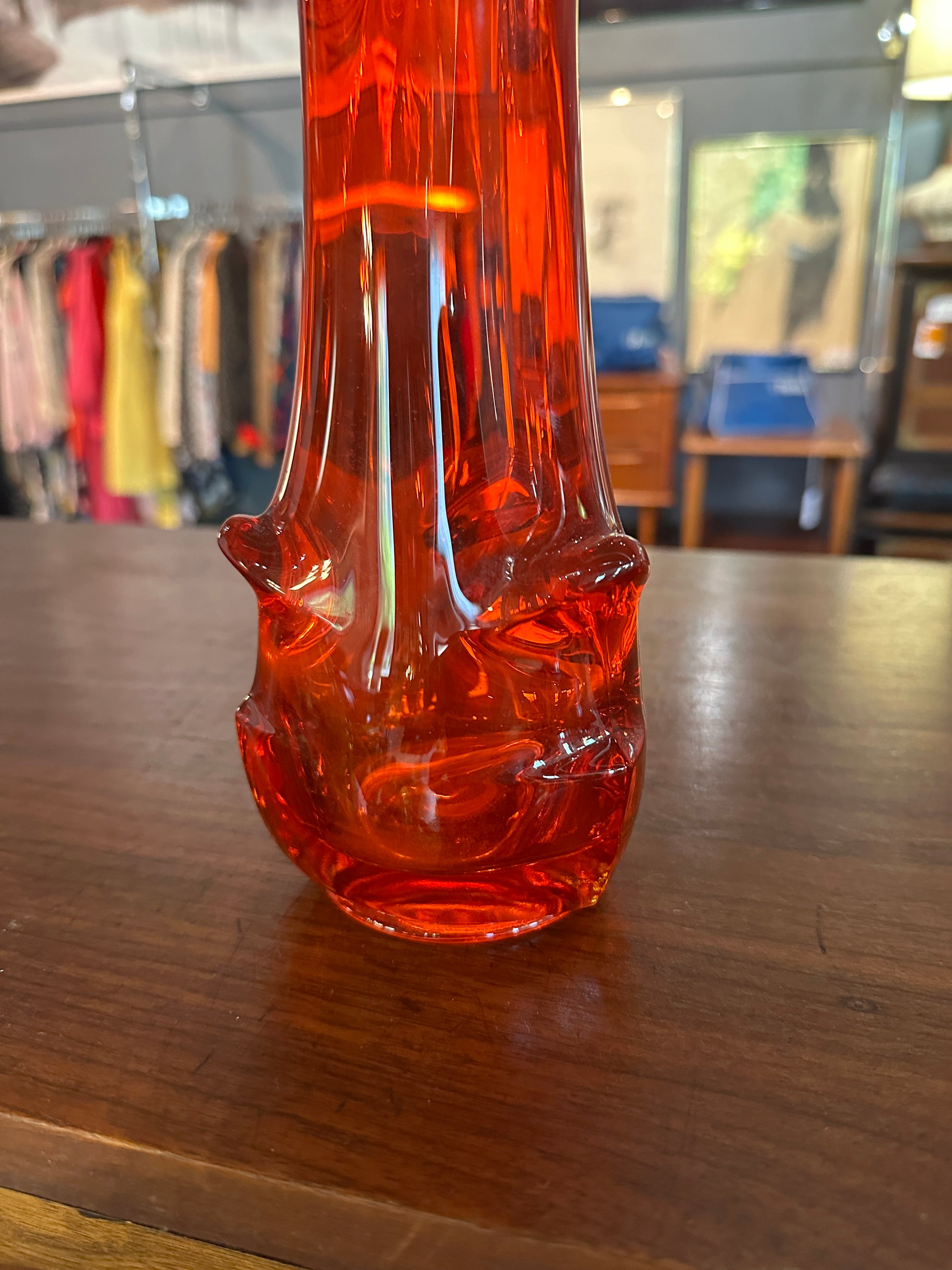 RED/ORANGE ITALIAN SWUNG VASE