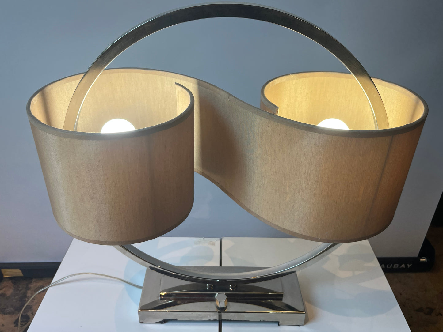 CIRCULAR LAMP WITH CUSTOM S SHADE