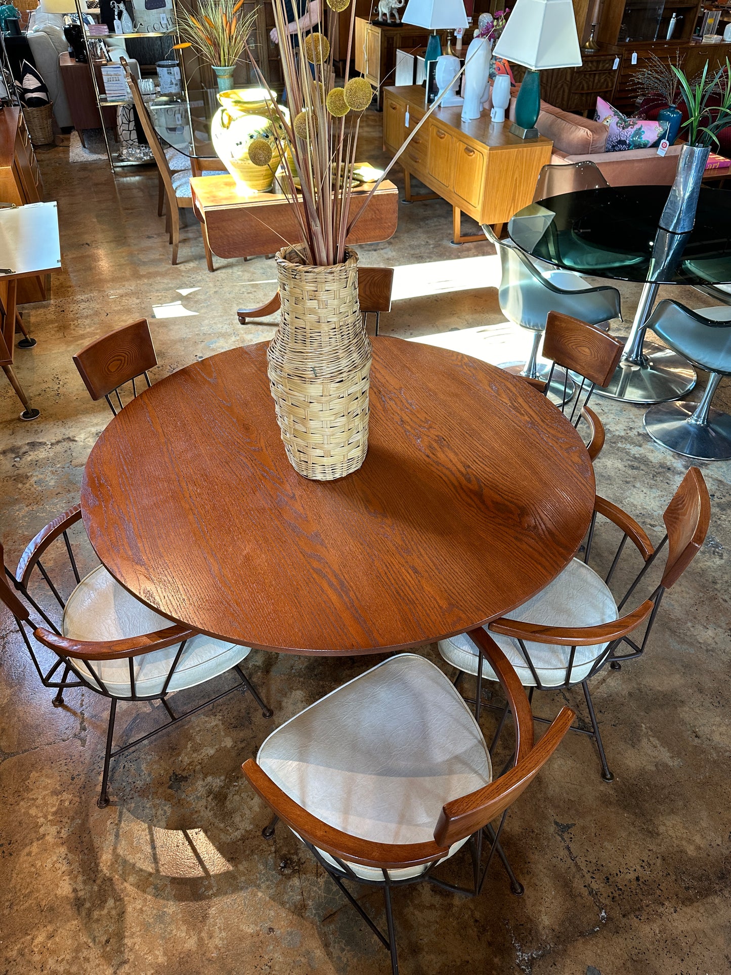 RICHARD MCCARTHY TABLE & 6 CHAIRS