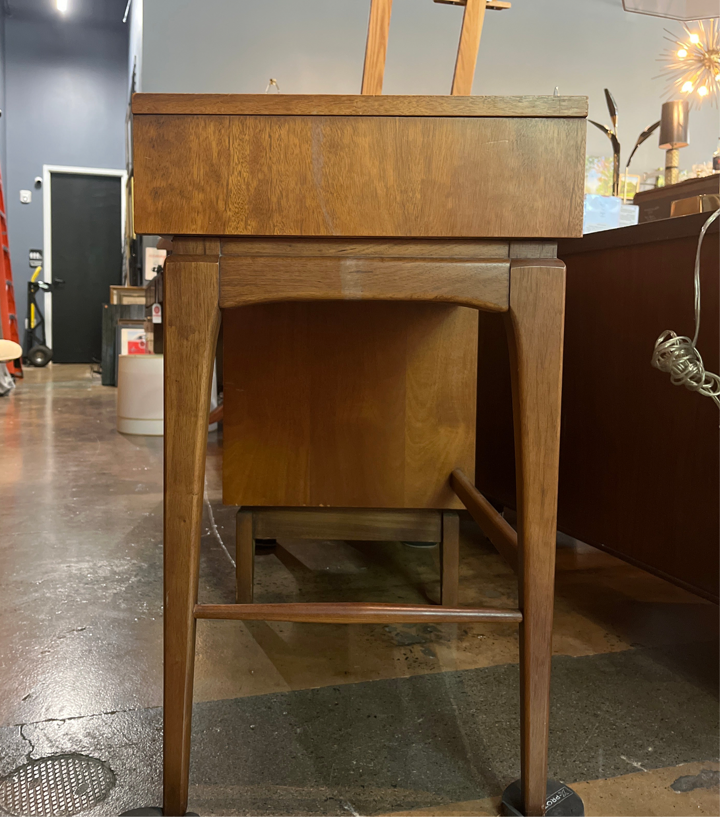 KENT COFFEY FOCUS DESK