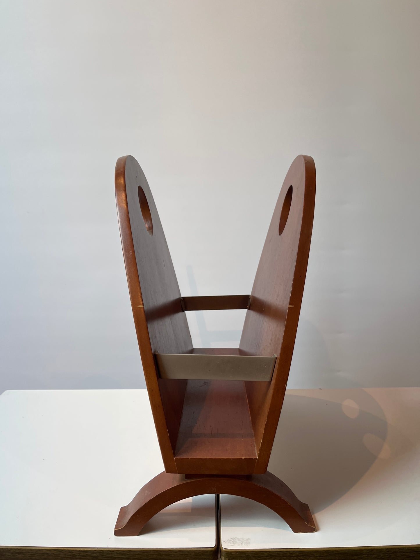 POST MODERN MAGAZINE RACK