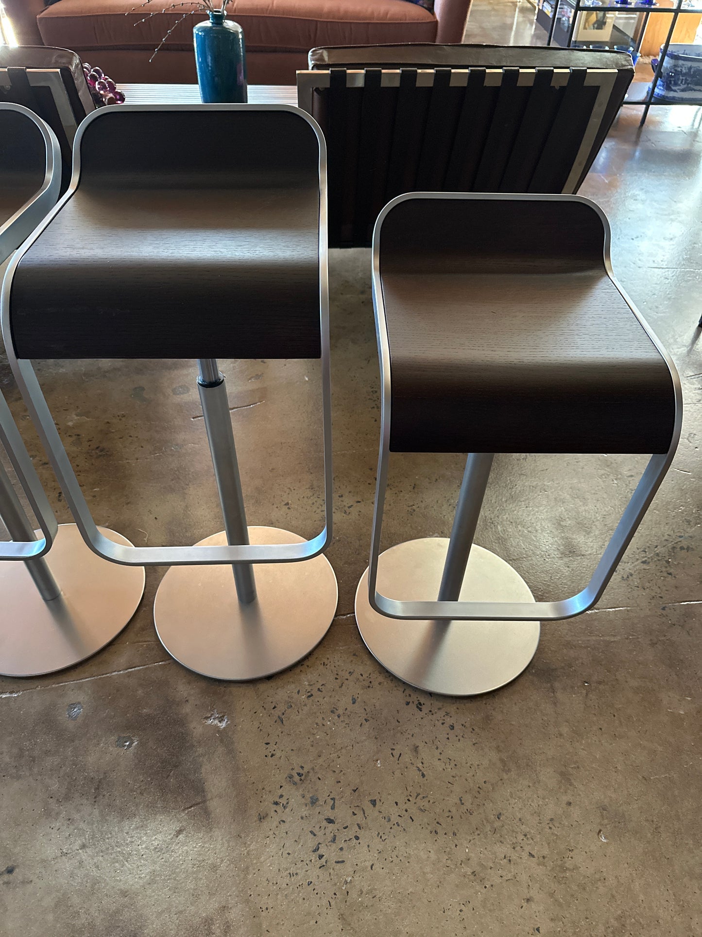 4 DESIGN WITHIN REACH STOOLS