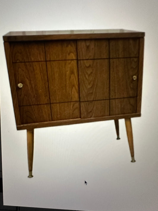 Lu Van Mid-Century Sliding Door Stand