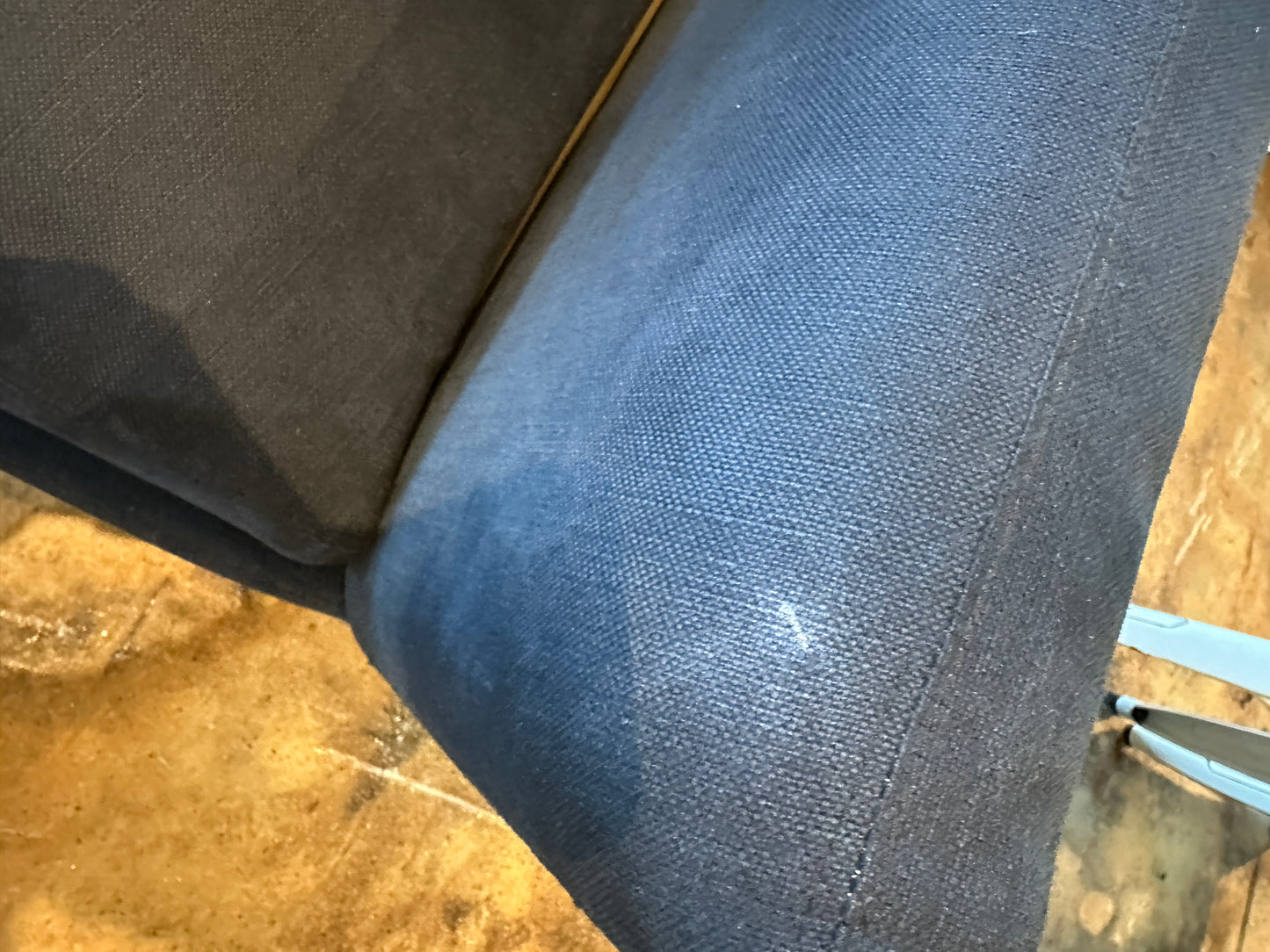 LEE INDUSTRIES SECTIONAL SOFA