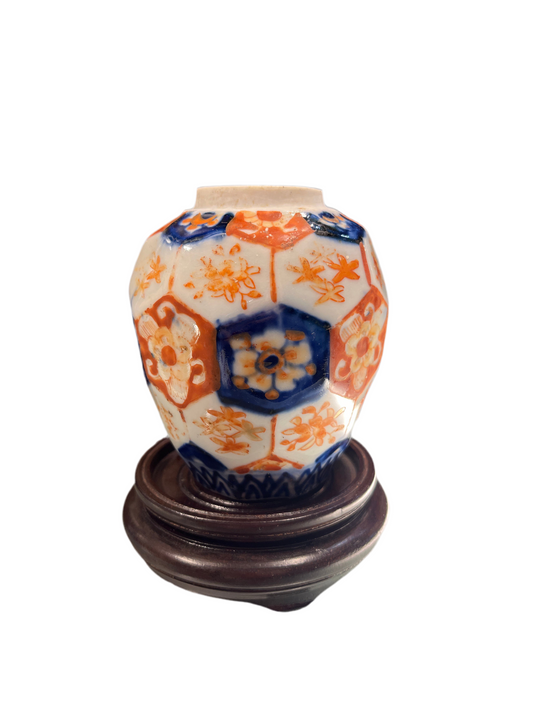 IMARI 5" VASE WITH STAND