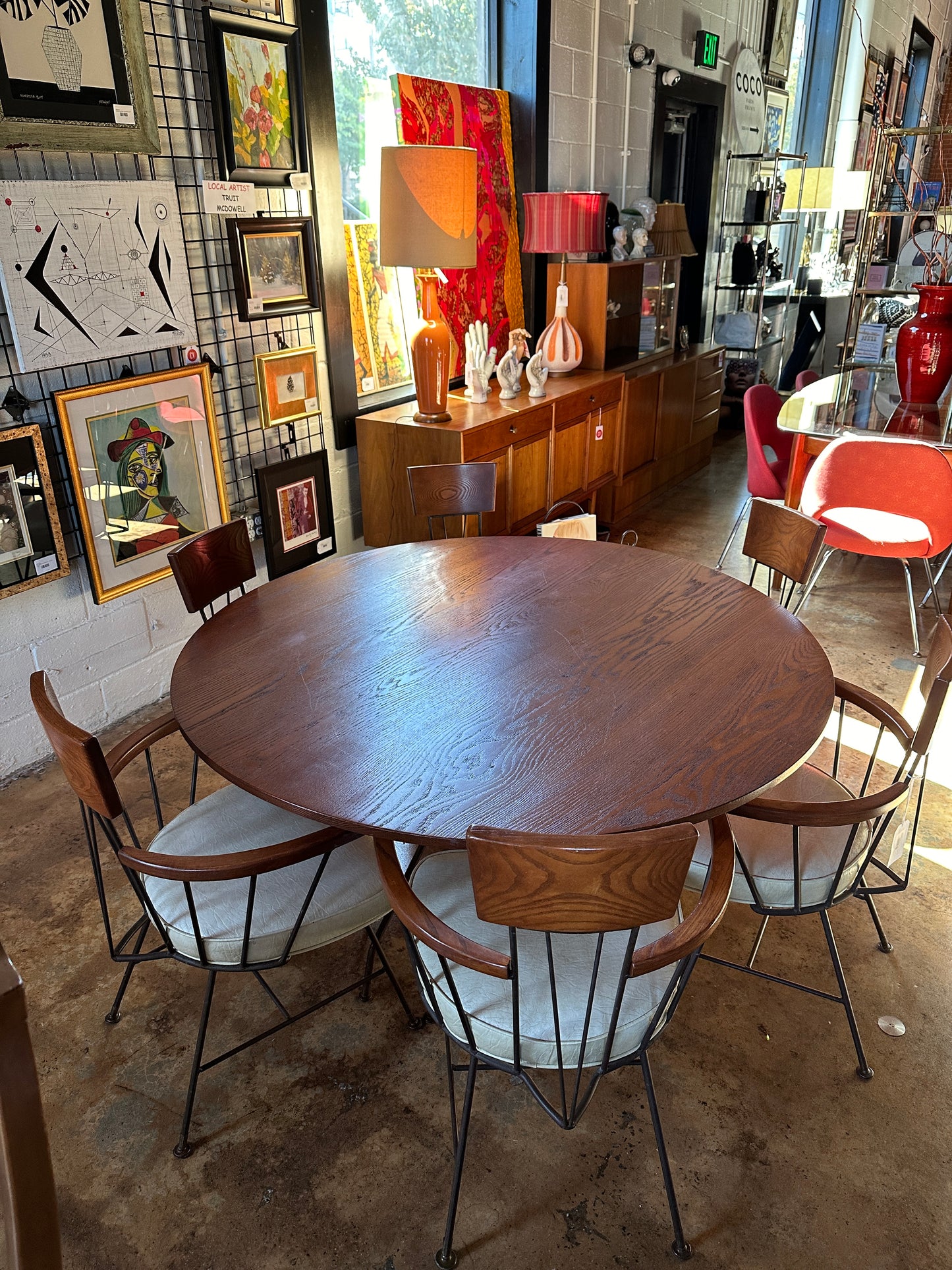 RICHARD MCCARTHY TABLE & 6 CHAIRS