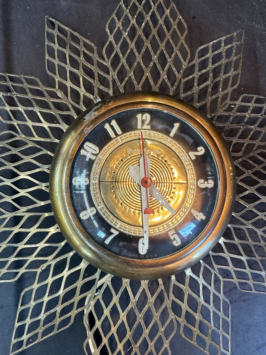 Vintage Mastercrafters 19" Starburst Clock