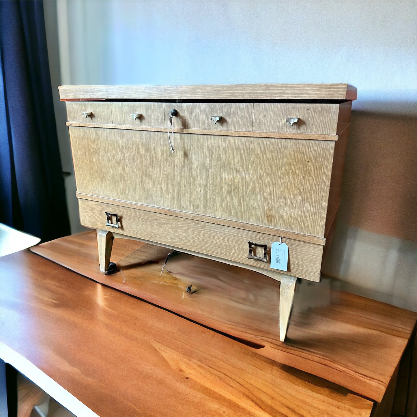 BLOND Cedar Lined Chest BY CAVALIER