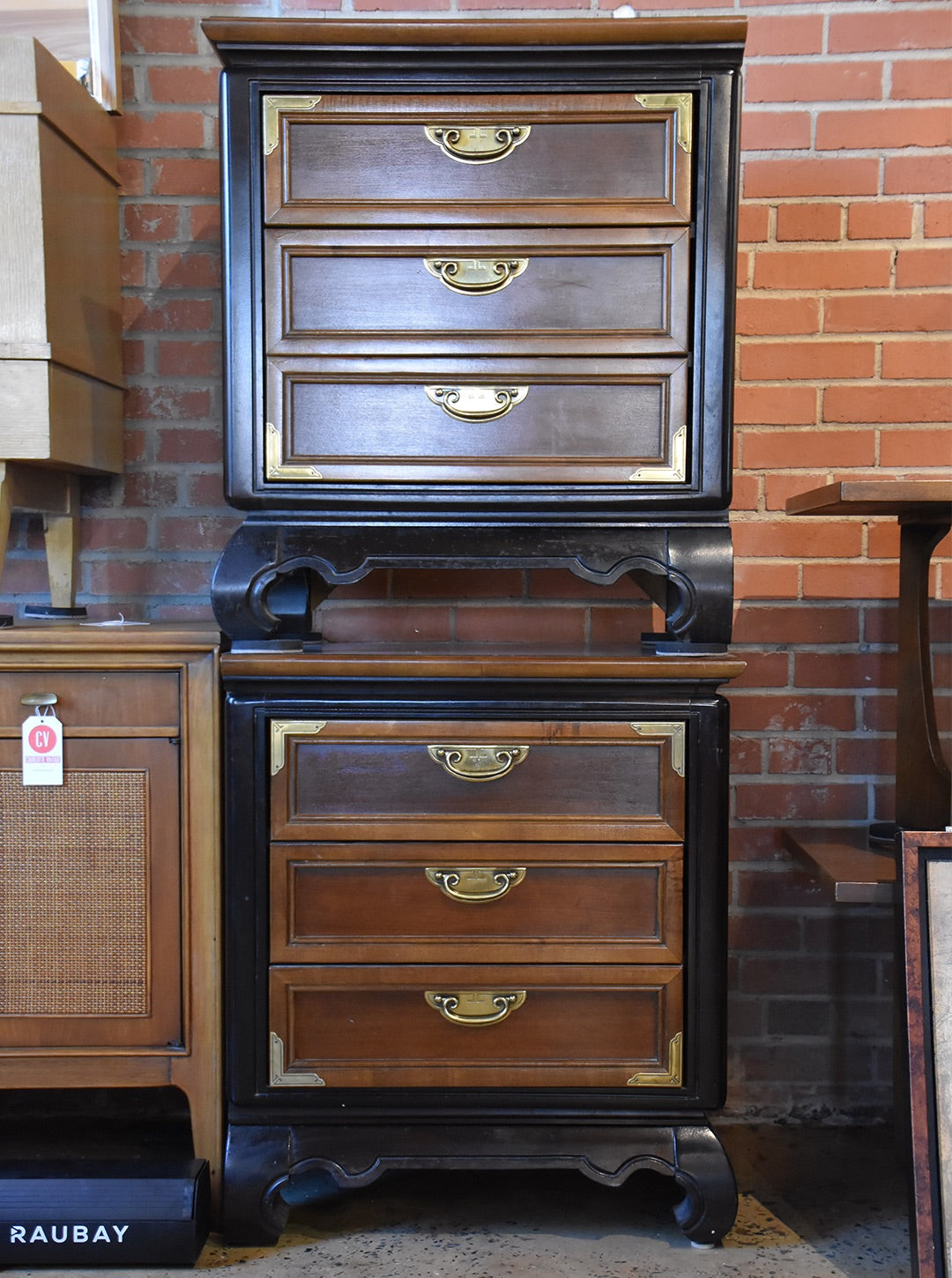 BROYHILL MING DYNASTY CHEST WITH BRASS PULLS